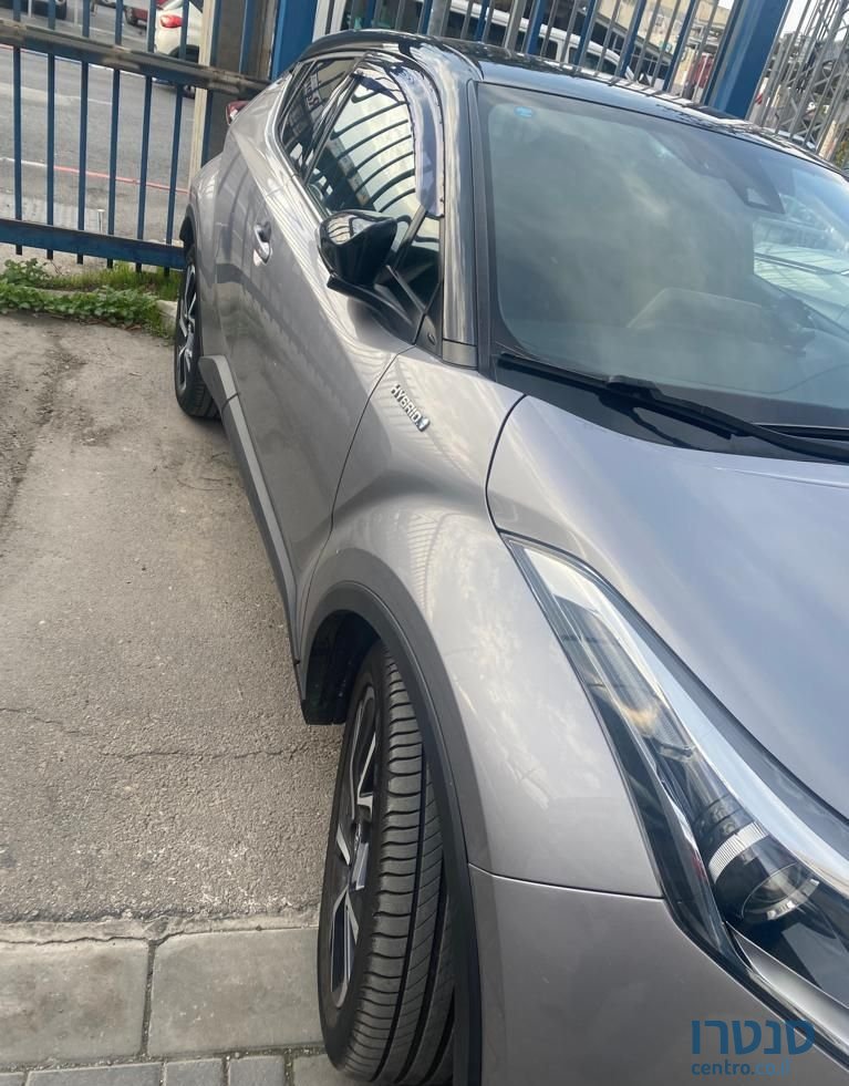 2019' Toyota C-Hr טויוטה photo #3