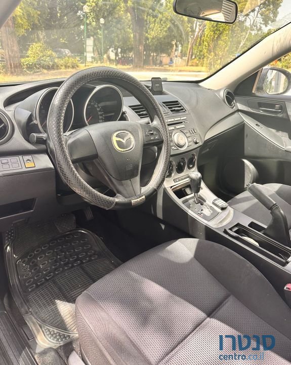 2011' Mazda 3 מאזדה photo #6