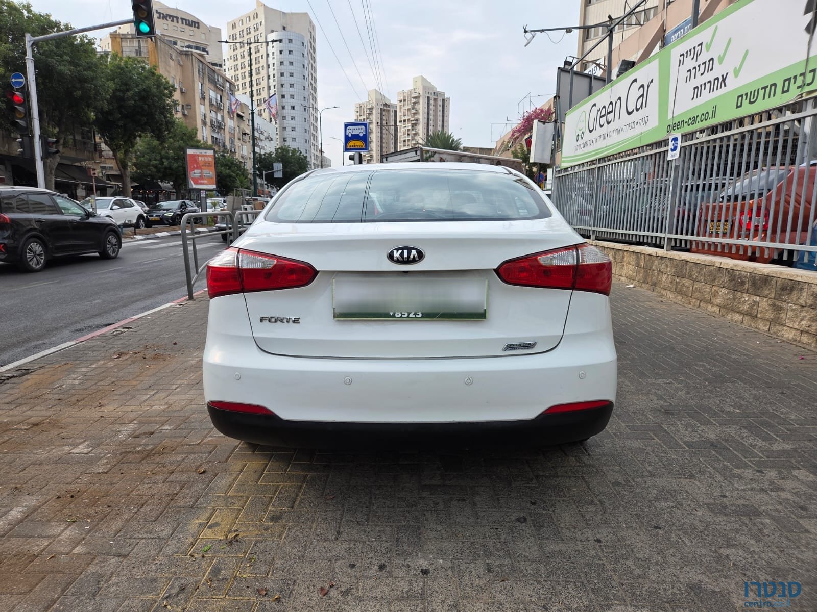 2014' Kia Forte photo #6