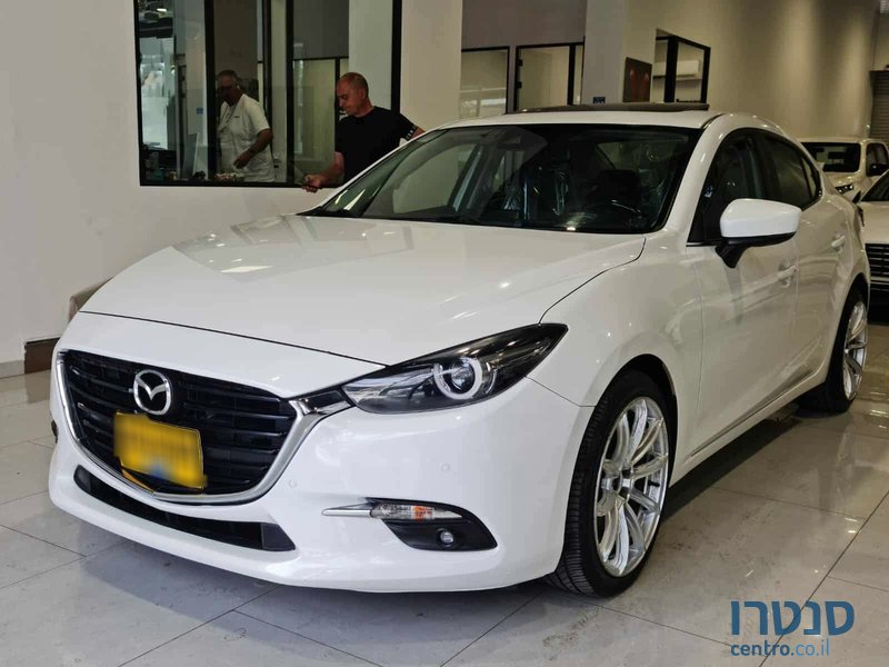 2018' Mazda 3 photo #1