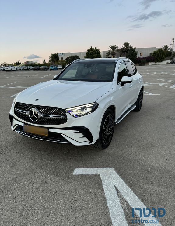 2023' Mercedes-Benz GLC מרצדס photo #2