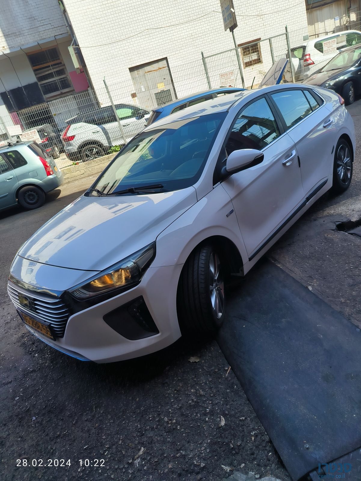 2017' Hyundai Ioniq יונדאי איוניק photo #2