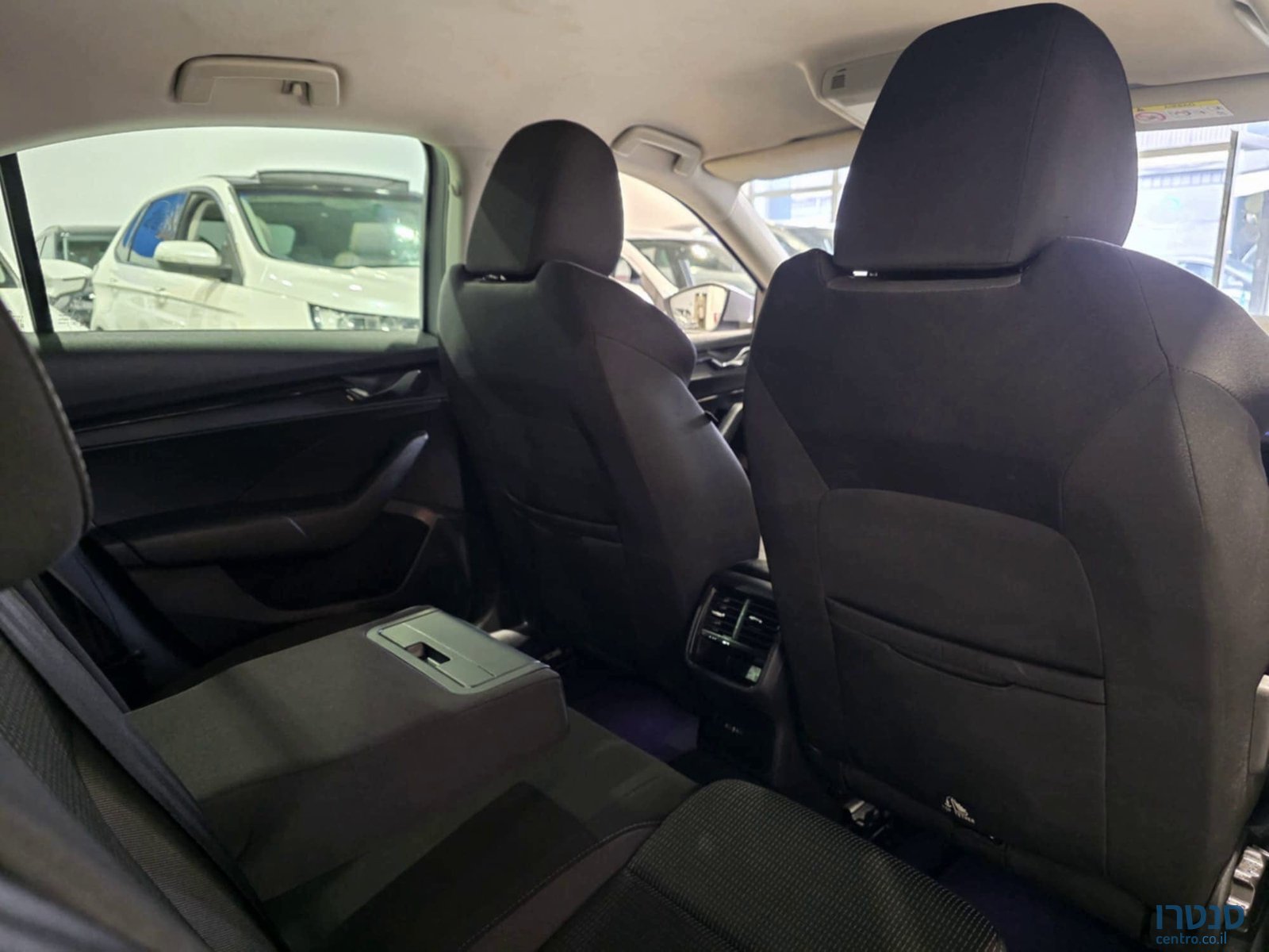 2023' Skoda Octavia photo #6