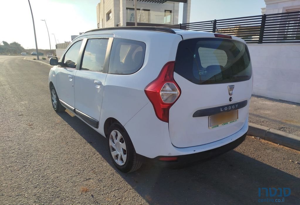 2015' Dacia Lodgy דאצ'יה לודג'י photo #6