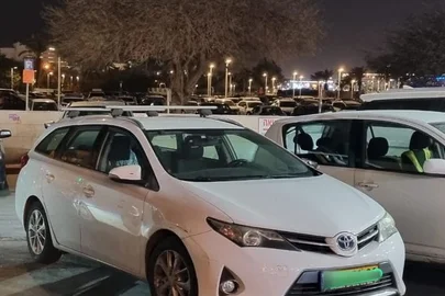 2015' Toyota Yaris טויוטה אוריס