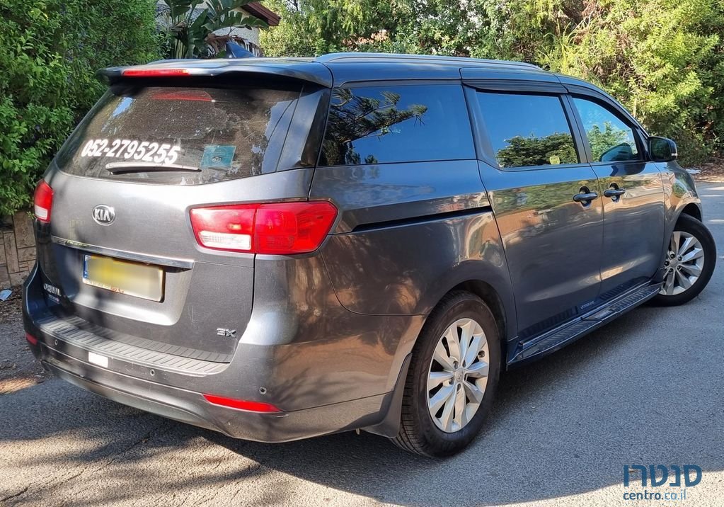 2017' Kia Carnival קיה קרניבל photo #3