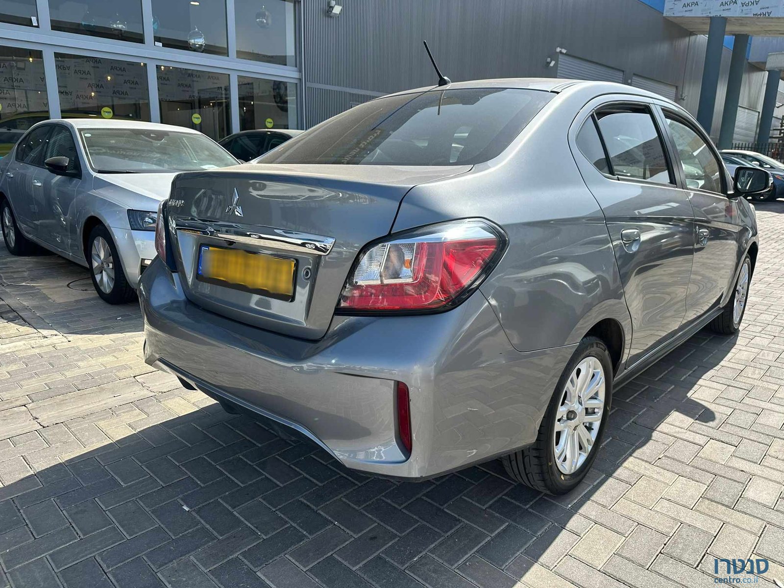 2020' Mitsubishi Attrage photo #3