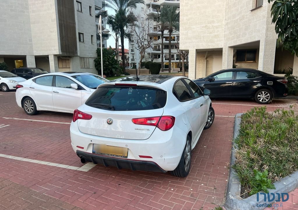 2019' Alfa Romeo Giulietta אלפא רומיאו ג'ולייטה photo #2