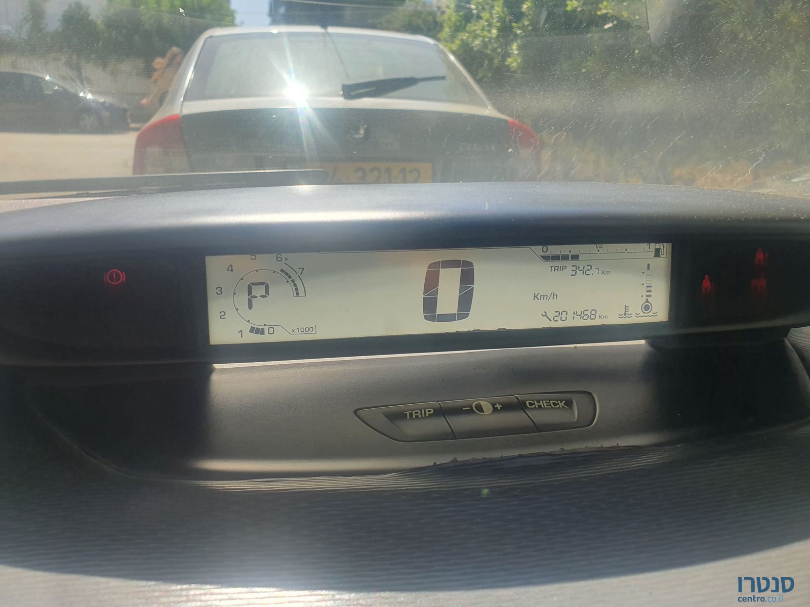 2010' Citroen C4 photo #1