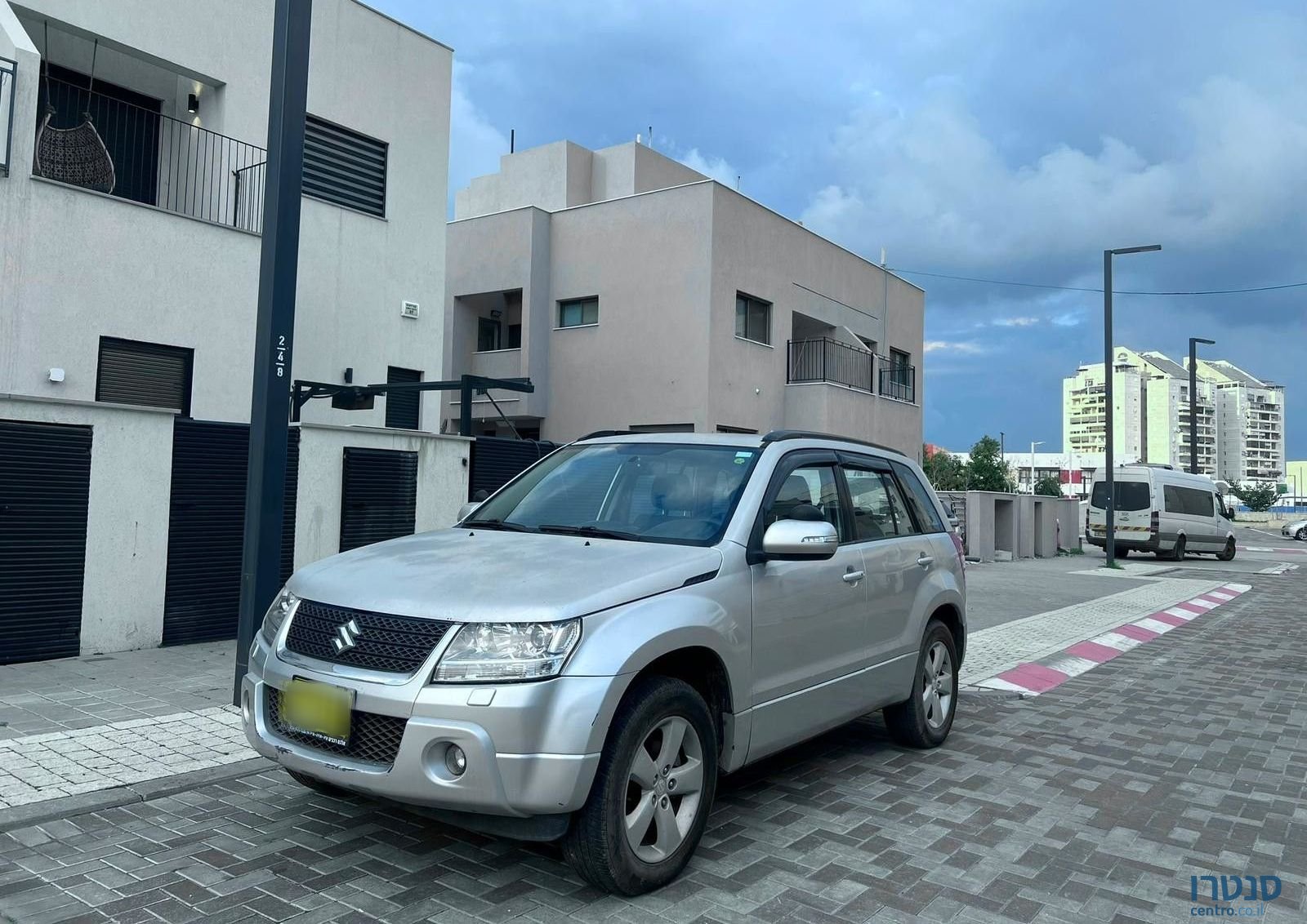 2011' Suzuki Grand Vitara סוזוקי גרנד ויטרה photo #2