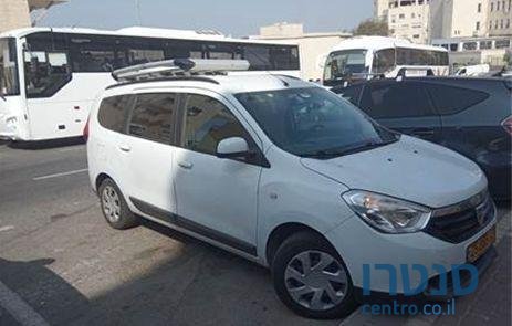 2015' Dacia Lodgy דאצ'יה לודג'י photo #3