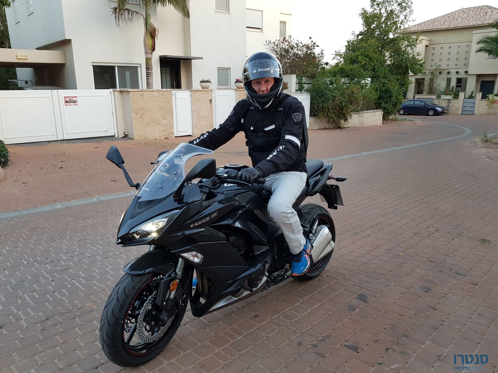 2018' Kawasaki z1000sx photo #3