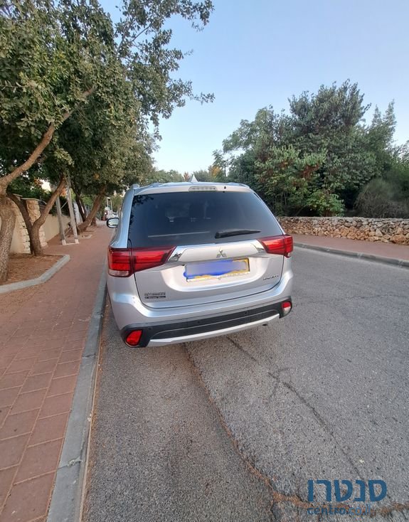 2016' Mitsubishi Outlander מיצובישי אאוטלנדר photo #5