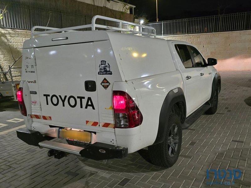 2023' Toyota Hilux טויוטה היילקס photo #2