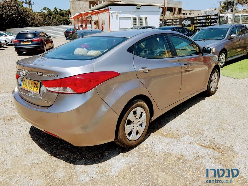 2012' Hyundai i35 photo #2