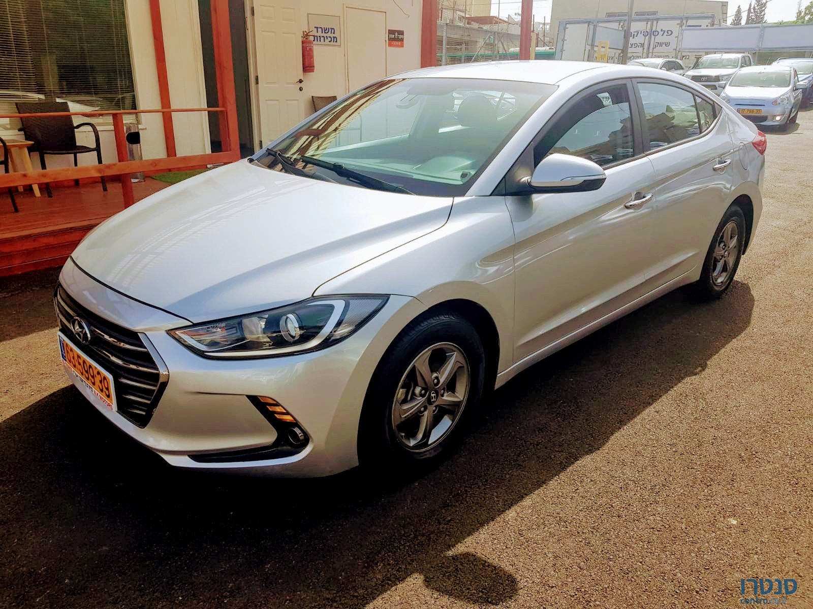 2016' Hyundai Elantra photo #1
