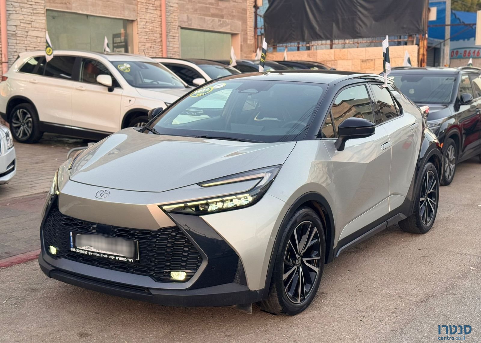 2024' Toyota C-HR טויוטה photo #1