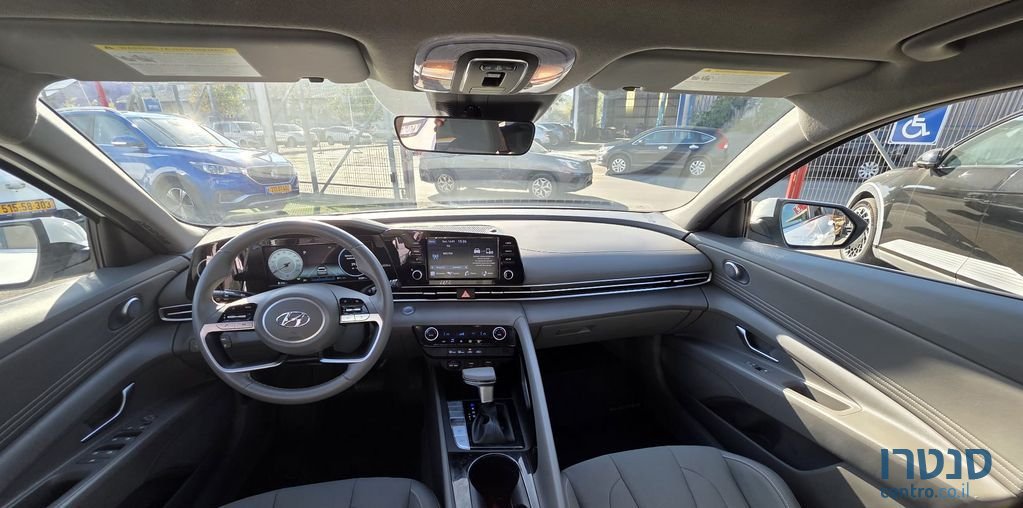 2022' Hyundai Elantra יונדאי אלנטרה photo #1
