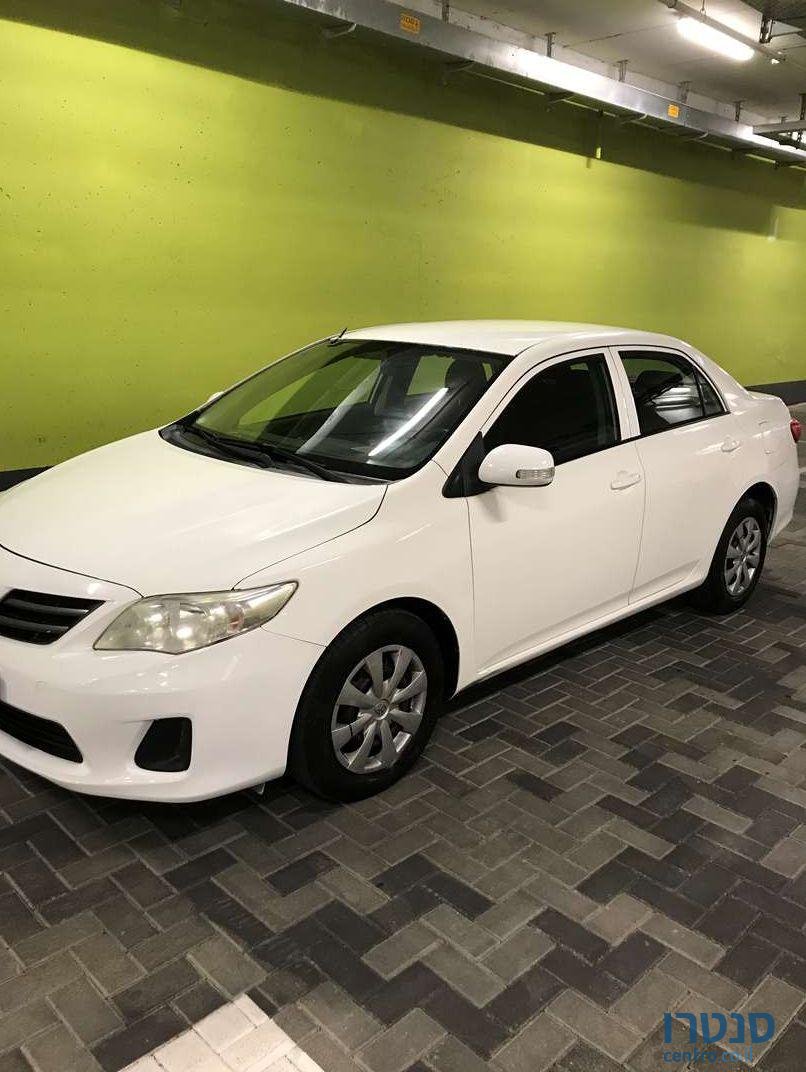 2011' Toyota Corolla טויוטה קורולה photo #3