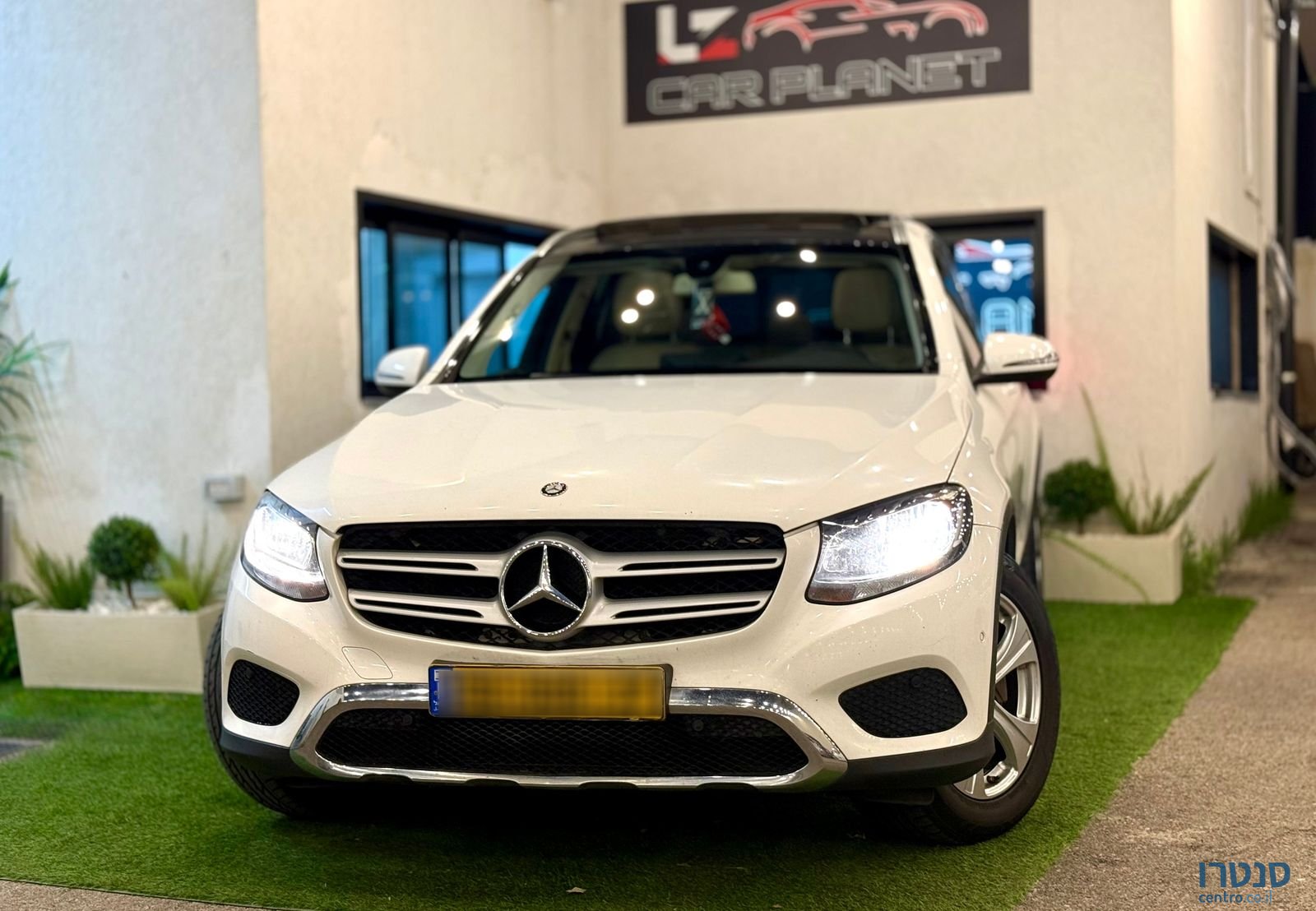 2016' Mercedes-Benz GLC מרצדס-בנץ photo #1
