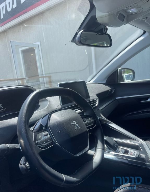 2017' Peugeot 3008 פיג'ו photo #4