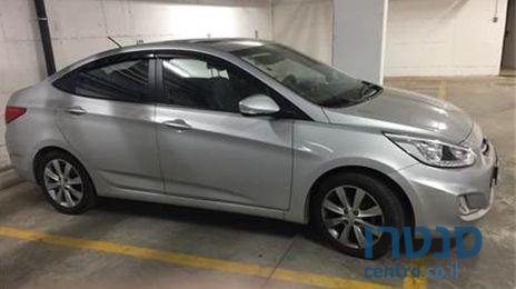 2015' Hyundai i25 i25 יונדאי photo #1
