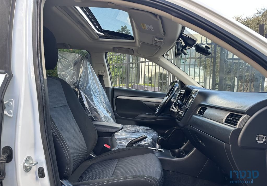 2016' Mitsubishi Outlander מיצובישי אאוטלנדר photo #6
