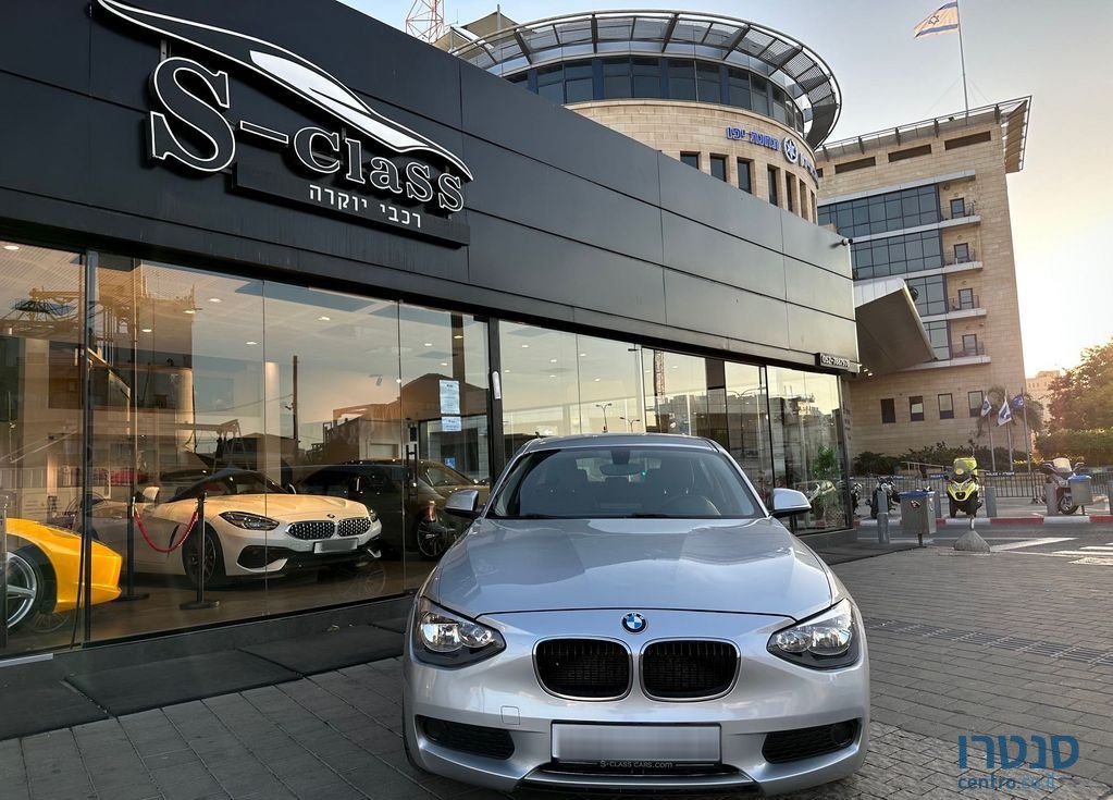 2015' BMW 1 Series ב.מ.וו סדרה 1 photo #3