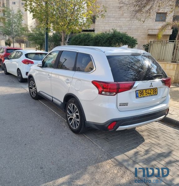 2017' Mitsubishi Outlander מיצובישי אאוטלנדר photo #2