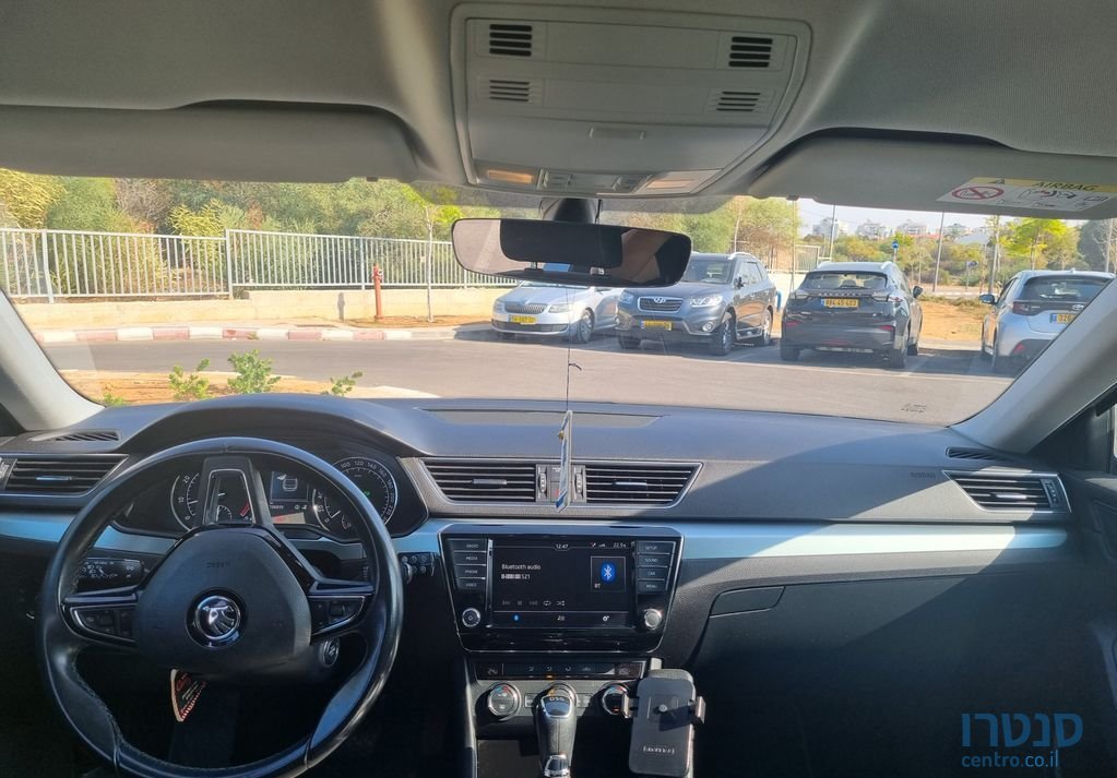 2017' Skoda Superb סקודה סופרב photo #4