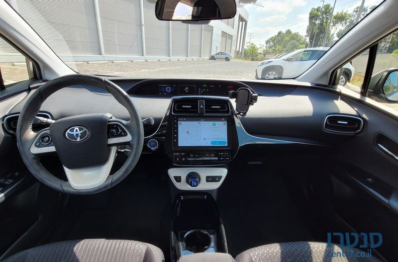 2018' Toyota Prius טויוטה פריוס photo #5