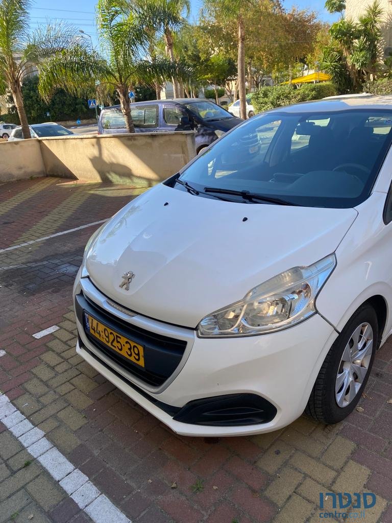 2016' Peugeot 208 photo #3