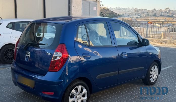 2011' Hyundai i10 יונדאי photo #2