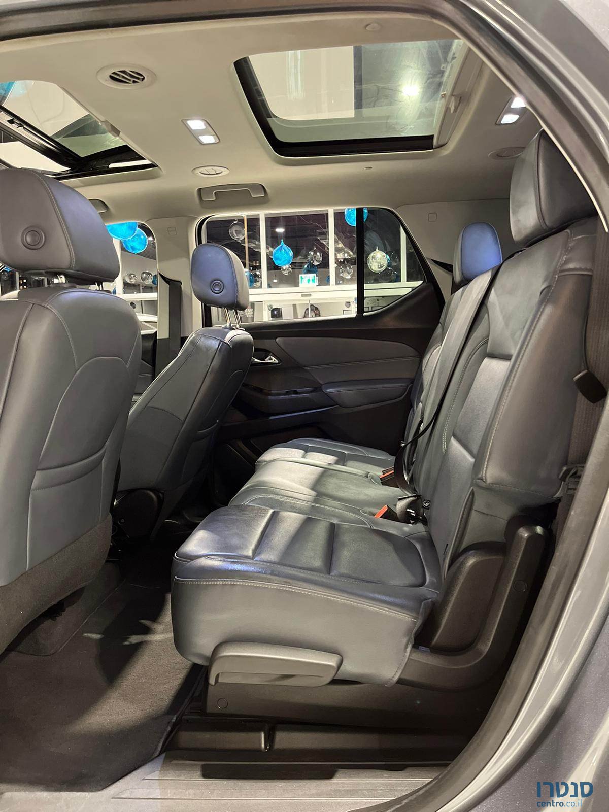 2019' Chevrolet Traverse photo #6