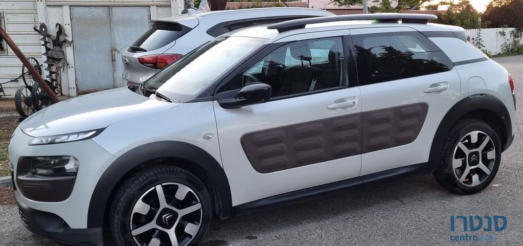 2018' Citroen C4 Cactus סיטרואן C4 קקטוס photo #2
