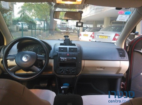 2007' Volkswagen Polo photo #2