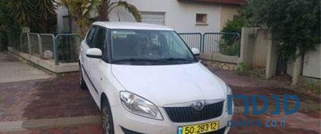 2013' Skoda Fabia אמבינטה ‏1400 photo #2