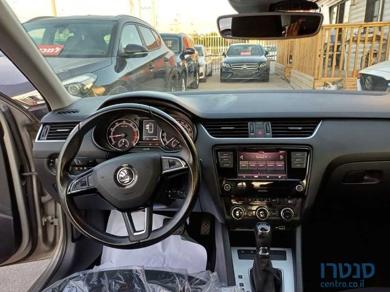 2019' Skoda Octavia סקודה אוקטביה photo #6