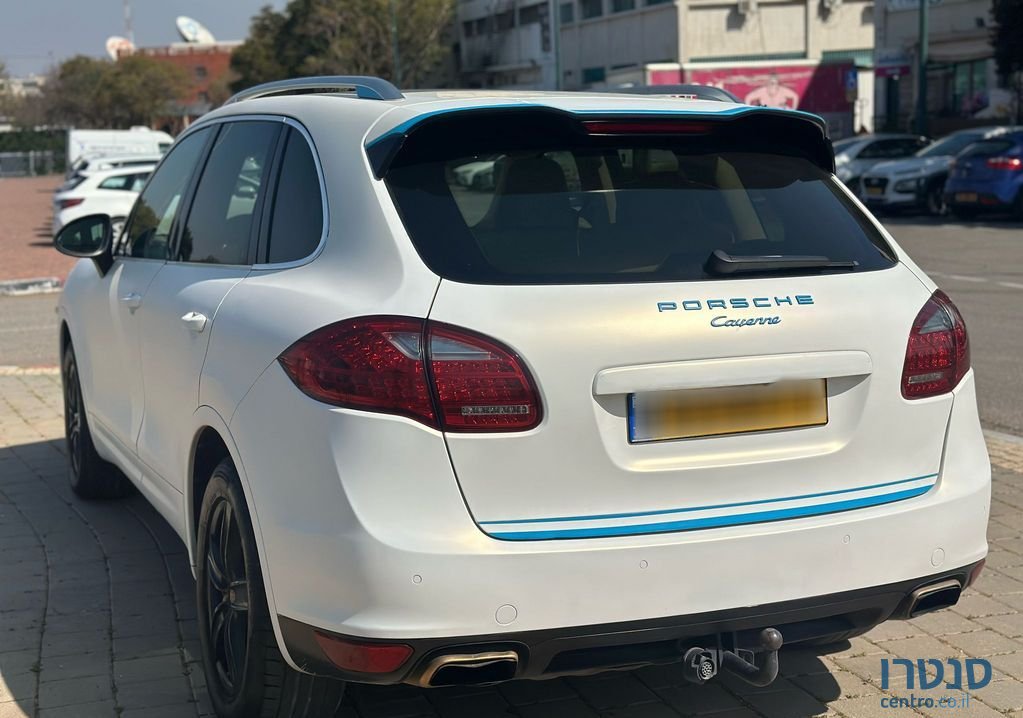 2010' Porsche Cayenne פורשה קאיין photo #4