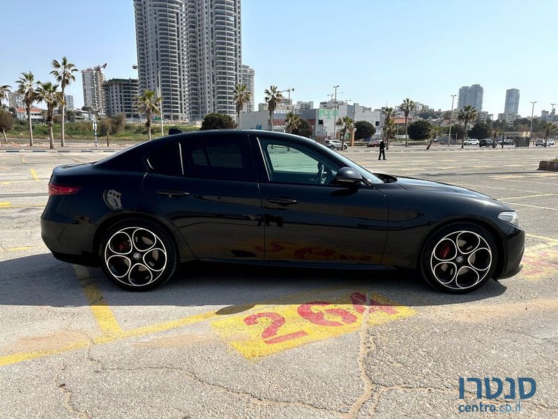 2021' Alfa Romeo Giulia אלפא רומיאו ג'וליה photo #3