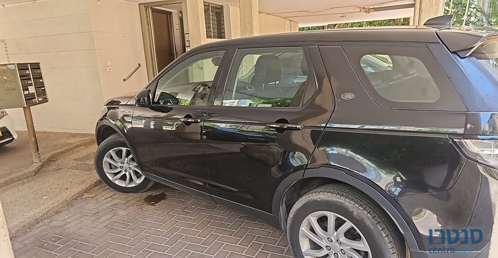 2017' Land Rover Discovery דיסקברי ספורט photo #3