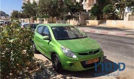 2010' Hyundai i20 photo #2