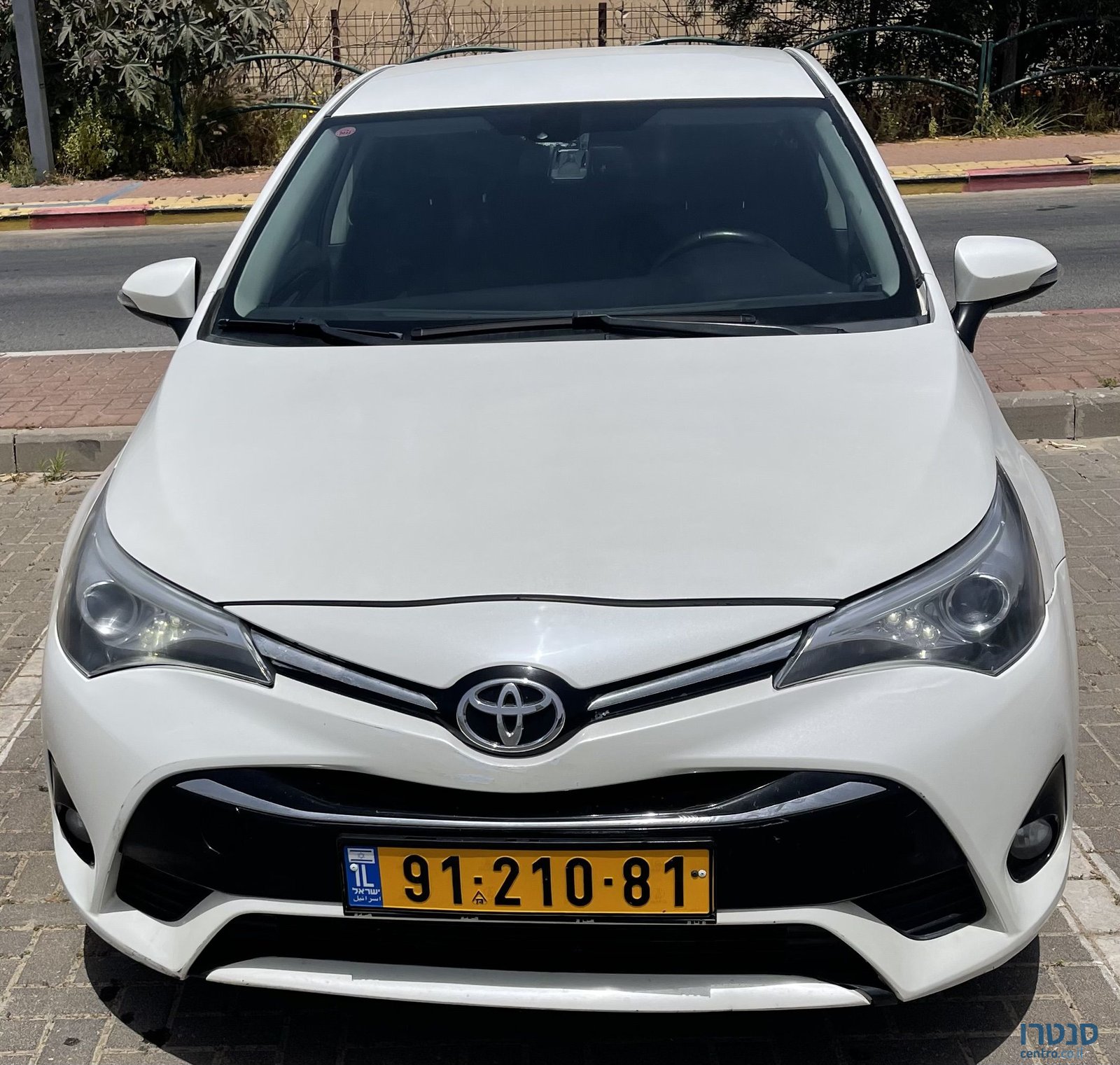 2017' Toyota Avensis טויוטה אונסיס photo #3