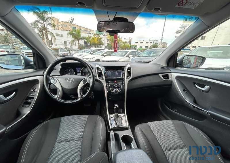 2015' Hyundai i30 יונדאי photo #6