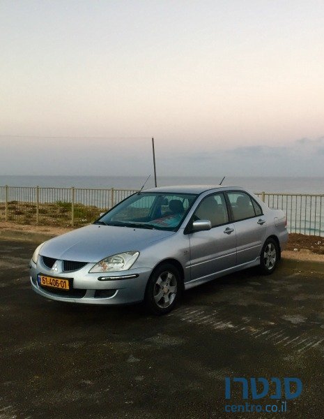 2005' Mitsubishi Lancer photo #1