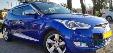 2013' Hyundai Veloster photo #1