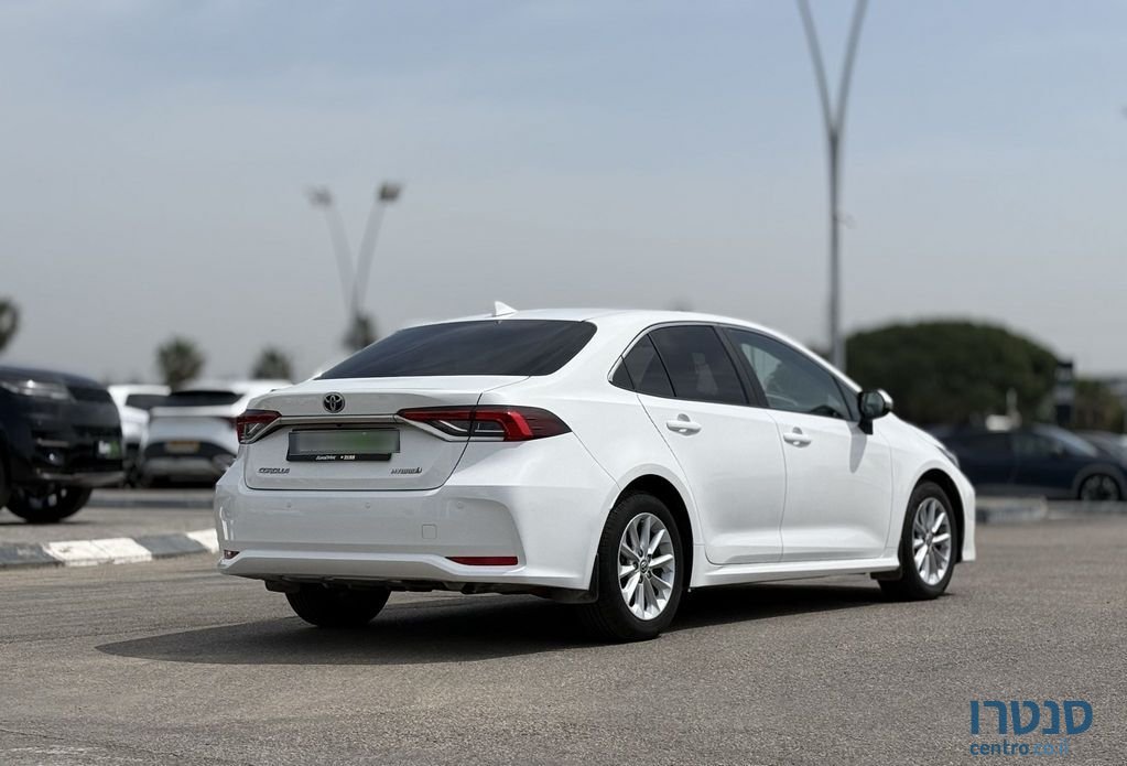 2022' Toyota Corolla טויוטה קורולה photo #2
