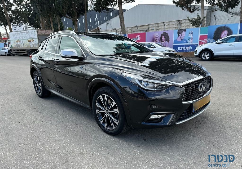 2018' Infiniti QX30 אינפיניטי photo #2