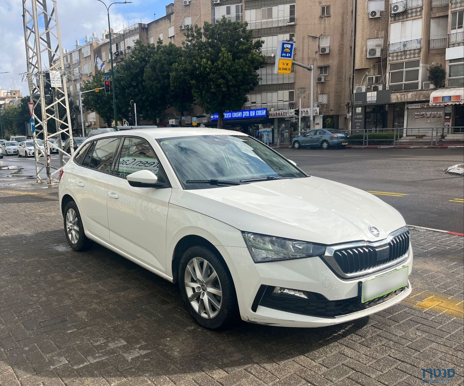 2020' Skoda Scala photo #6