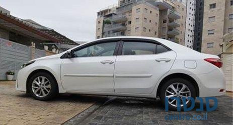 2015' Toyota Corolla טויוטה קורולה photo #2